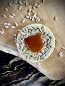 Gamme Olympique - Entremet individuel Caramel Vanille Graine de tournesol