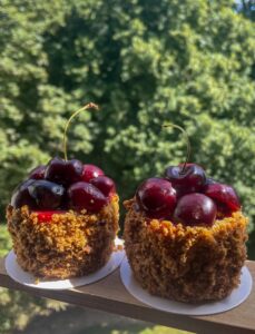 Gamme Délice - Entremet cerise façon gateau basque